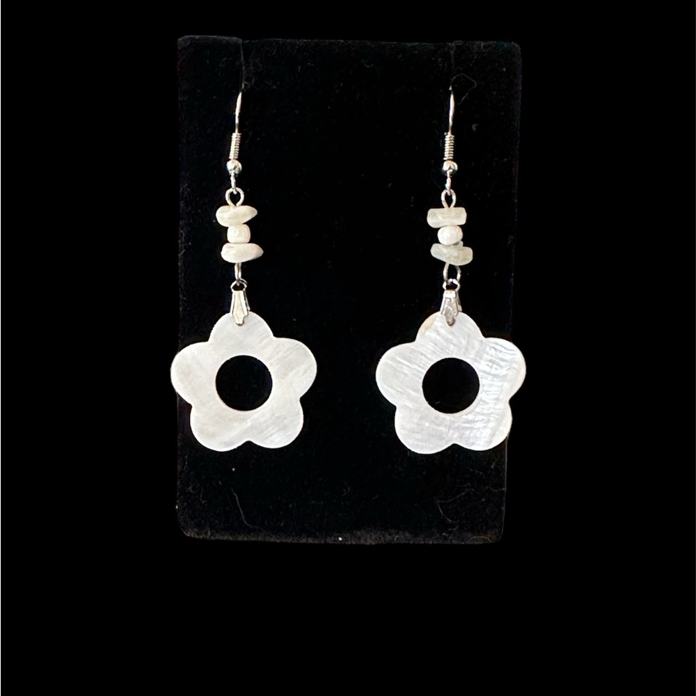 White Dangle Flower Beaded Iridescent Hook Boho 60's Retro Earrings